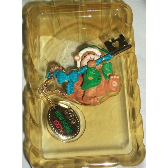 Carlton Cards Squirrel New Home 1997 Key Christmas Ornament Santa Hat - Picture 3 of 4
